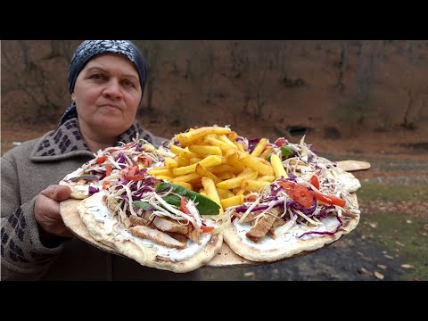 Video: Gyrosin Ja Souvlakin Ero