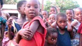 Malawi Music, 2 songs for men and zither (?)