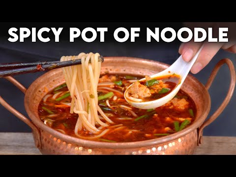 Spicy "Little Pot" Rice Noodles