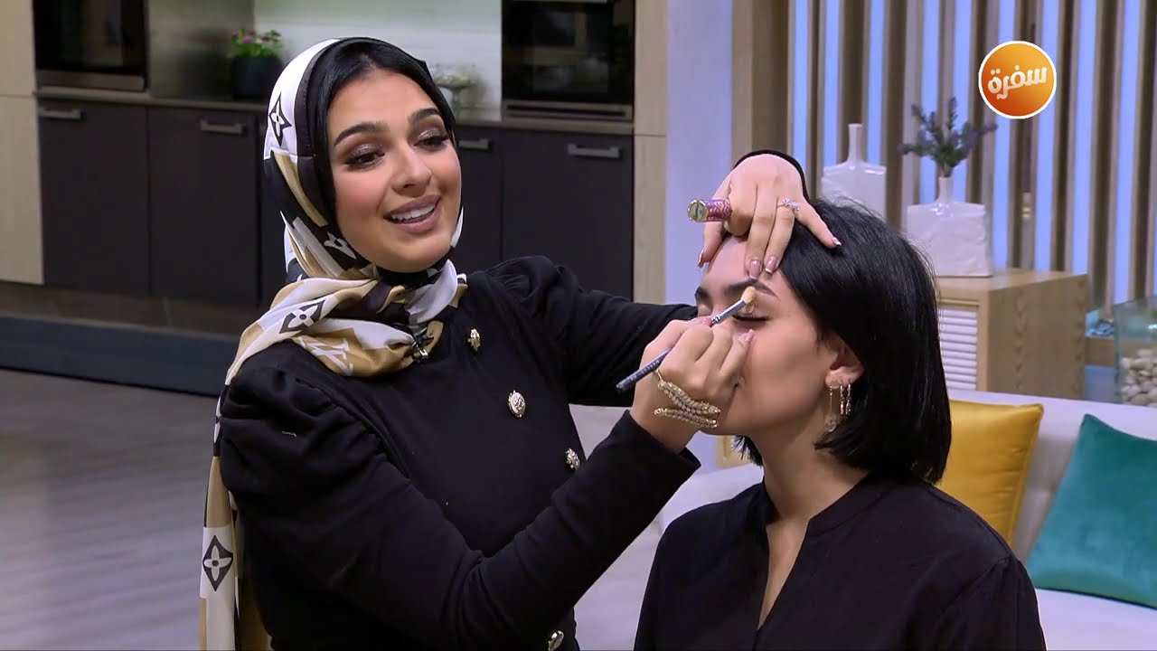 بحاجتين بس خبيرة المكياج ميادة هشام هتوريكي إزاي تعملي مكياج كامل رقيق وبسيط | هي وبس