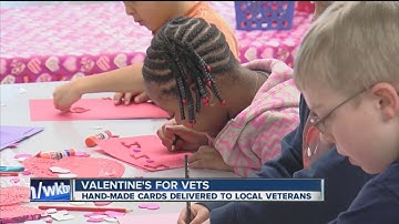 Kids make Valentine