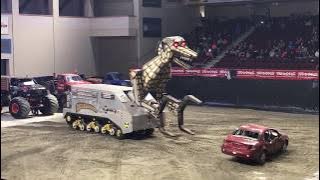 Monster Truck Destruction - Megasaurus