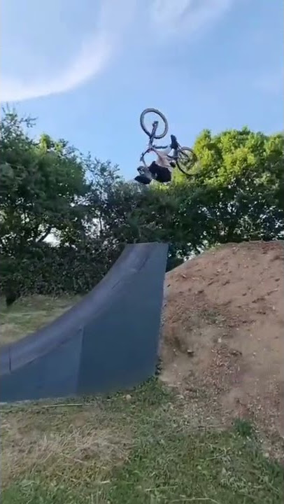 @glkbikes with the big flips 🤘🏼 #viral #bike #mtb #biking #video #new #like #flips #subscribe #vid