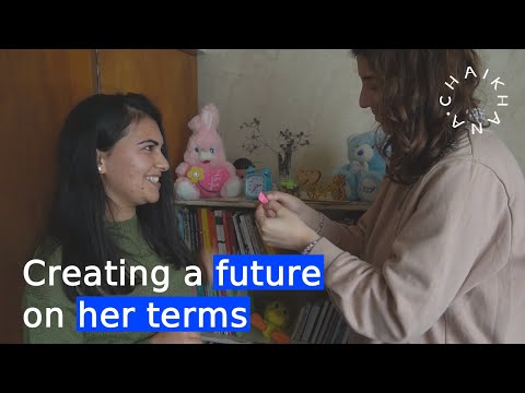 Choosing education over marriage - ethnic Azerbaijani Feri makes a difference in Georgia