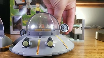 Mcfarlane Toys Rick And Morty Spaceship and Garage Construction Set Review(For Minimates)