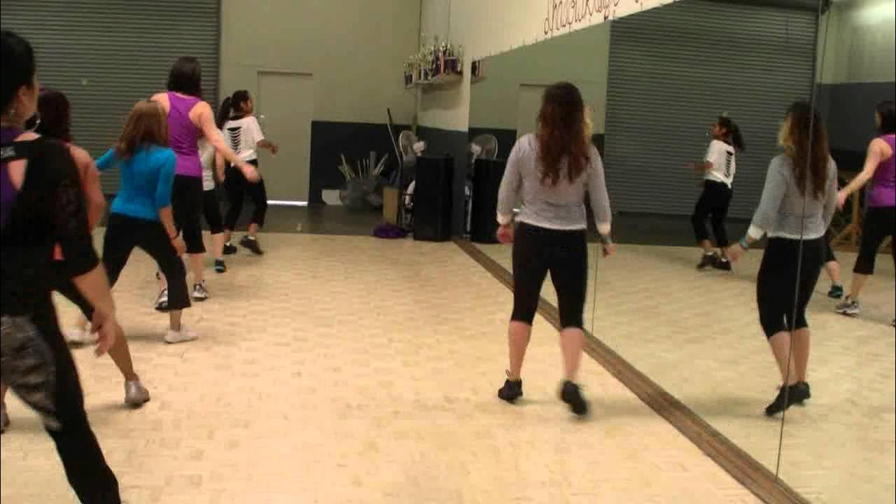 Onda Onda - Axe Bahia - Axe Fitness Routine with Yessenia - Crazy Sock TV Onda Onda - Axe Bahia - Axe Fitness Routine with Yessenia - Crazy Sock TV