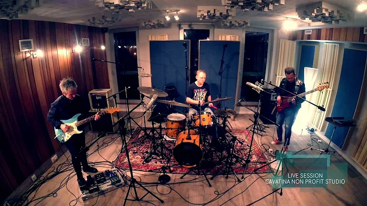 CAVATINA NP STUDIO Live Session: ANTHIMOS / SZEWCZUGA / DZIEDZIC -"In The Big City"