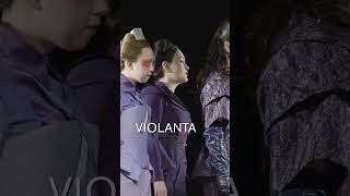 Erich Wolfgang Korngold: VIOLANTA