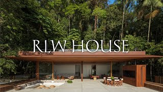 RLW House : Harmonizing Architecture with Nature