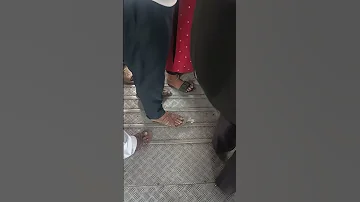 Groping In Bus Aise Logo Se Bach Ke Touchinginbus 