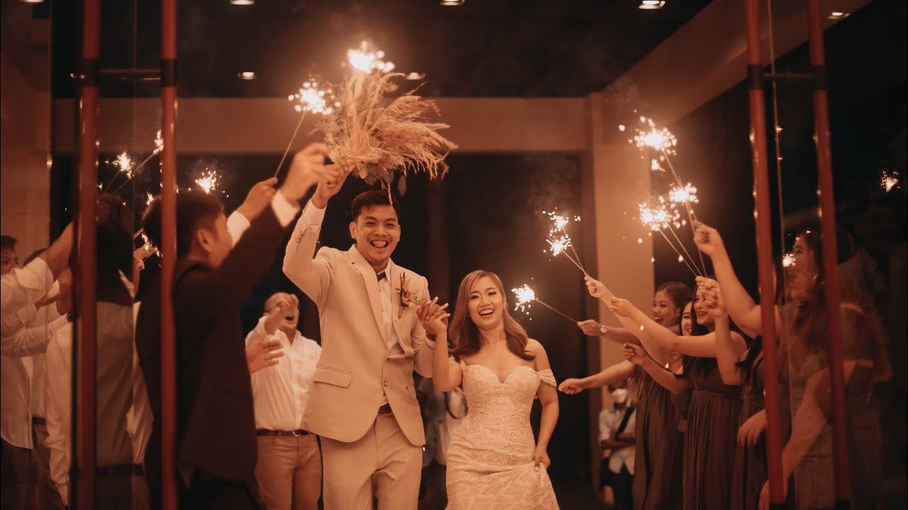 (TIKTOK BATTLE) TEAM GROOM VS. TEAM BRIDE | TEAMKD WEDDING - YouTube