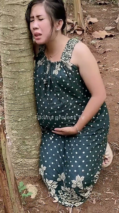Ibu hamil melahirkan di kebun #shorts