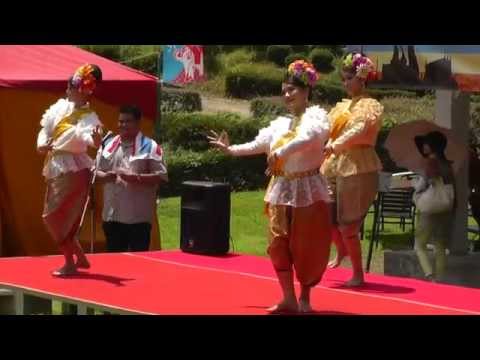 タイの水祭りソンクラーン・舞踊サワディー始まり