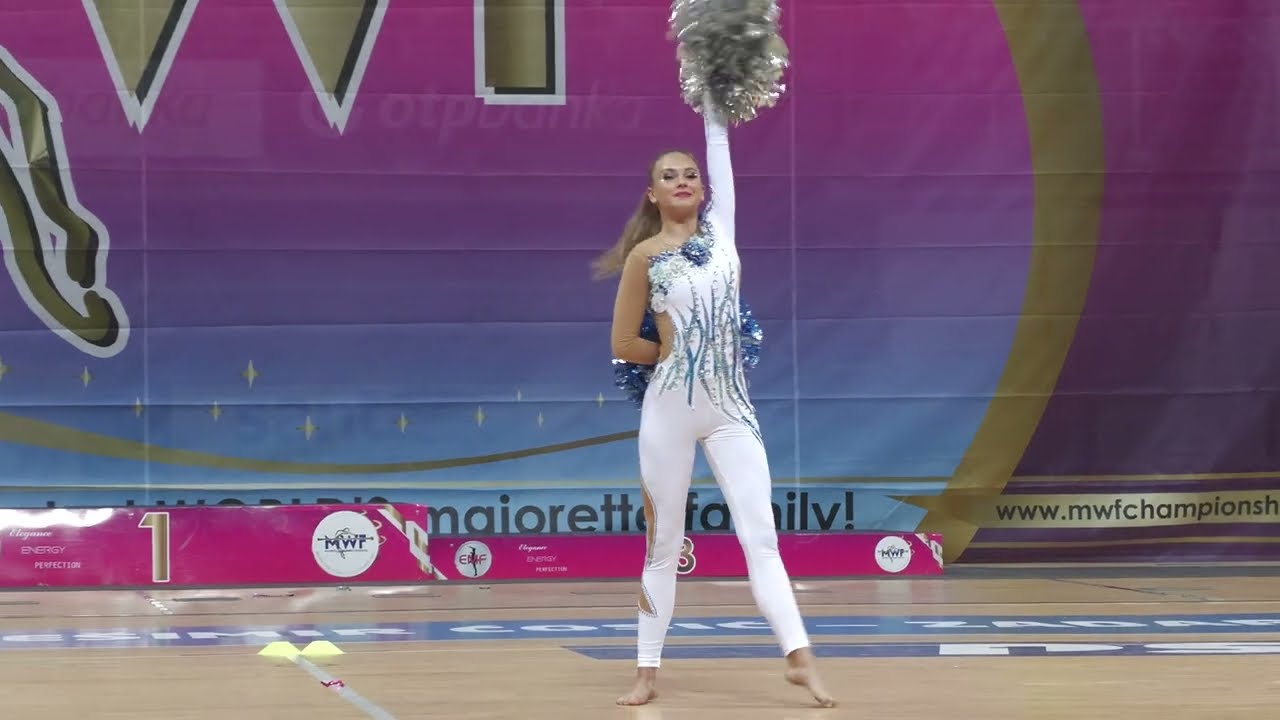 Majorettes JES TEAM JESENÍK/ SOLO pompon seniors,  Zadar 2023 Majorette World Championship