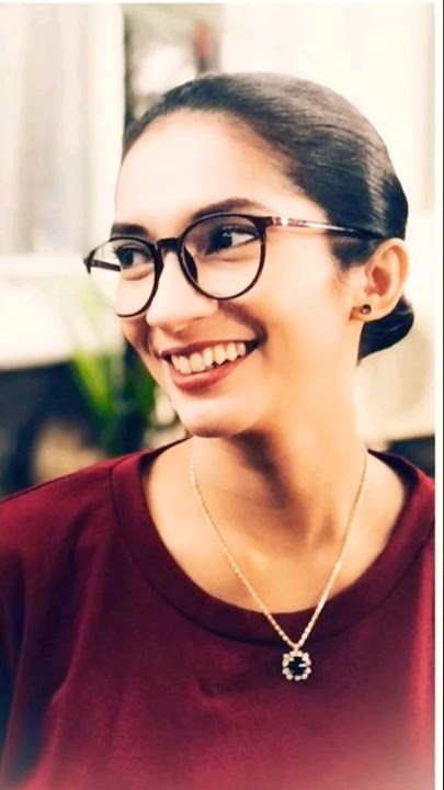 VIRA YUNiAR #thenandnow