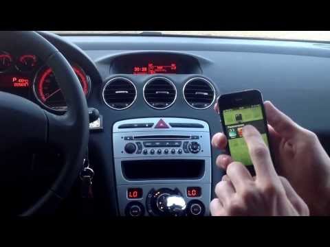 Подключаем iPhone к автомагнитоле.