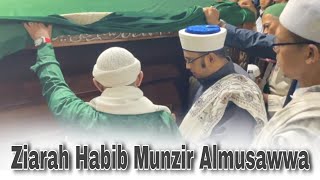 Ziarah Sayyidil walid ,  dan Habib Munzir bin Fuad almusawwa Lalu  Ziarah Habib kuncung - NM