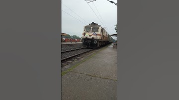 12365 patna ranchi janshatabdi with spj wap7 skipping with high speed #indianrailways