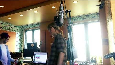 The Making Of a Song - Call It What You Want (Taylor Swift NOW)