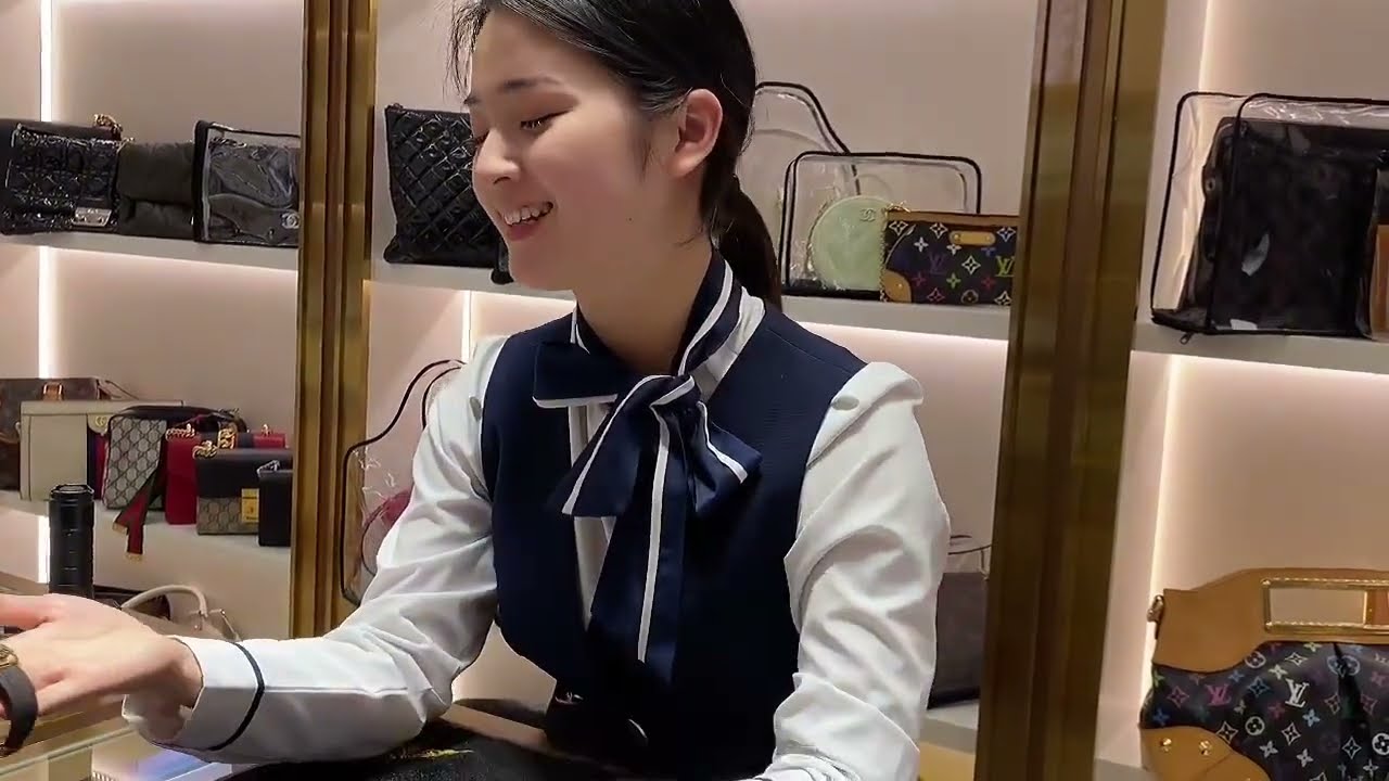 圈里人都戴表为了入手迪通拿，在朋友哪里硬着头皮拿下，前来鉴定