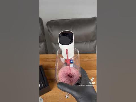 Digitaler Getränkespender bei Rotwein mit Vorstellung der