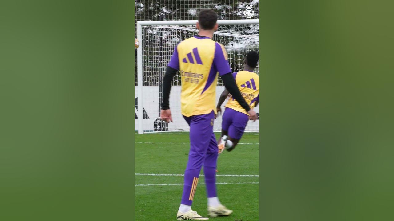 😁 Luka Modric MODE: 🔛👟✨ Vini Jr.  #realmadrid  #football  #realmadridclubdefutbol #rmcity