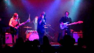The Protectors - 20100512 - Oxford Art Factory, Sydney - 02 - Experience