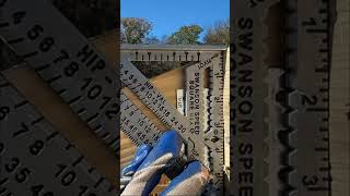 Speed Square Trick for Finding Rafter Angle #framing #construction #shorts