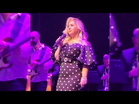 LEILA FOROUHAR LIVE IN MELBOURNE AUSTRALIA Toofan کنسرت لیلا فروهر در ملبورن طوفان 2022