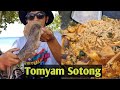 Masak tomyam sotong di pantai