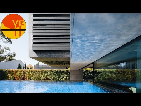 Video: Australian Contemporary Residence: Flipped House by MCK Architects