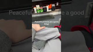 Download Lagu Kings are shaking in their boots! #nokings #deepvoice #america #protest #donaldtrump #king MP3