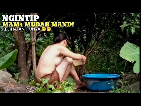 Bikin gak tahan | ngintip mama muda mandi bugil | lagi bersih-bersih