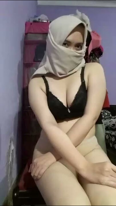 ▶ LIVE - JILBAB HOT BUKA BAJU (2)