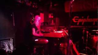 Drags Me Down (Live) - Sarah Blackwood at the Horseshoe Tavern