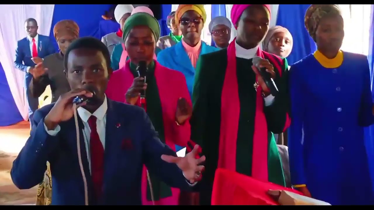 HOLY IS YOUR NAME WORSHIP MINISTRATION || LAIKIPIA UNIVERSITY ALTAR