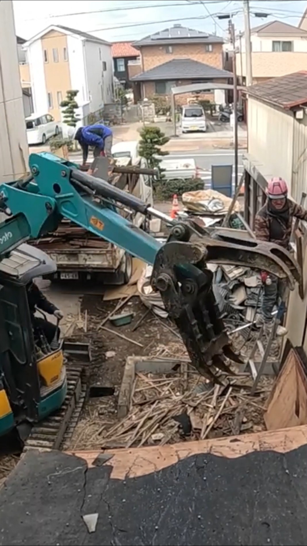 RX303 】#ミニバッグホー#解体工事 #kubota - YouTube