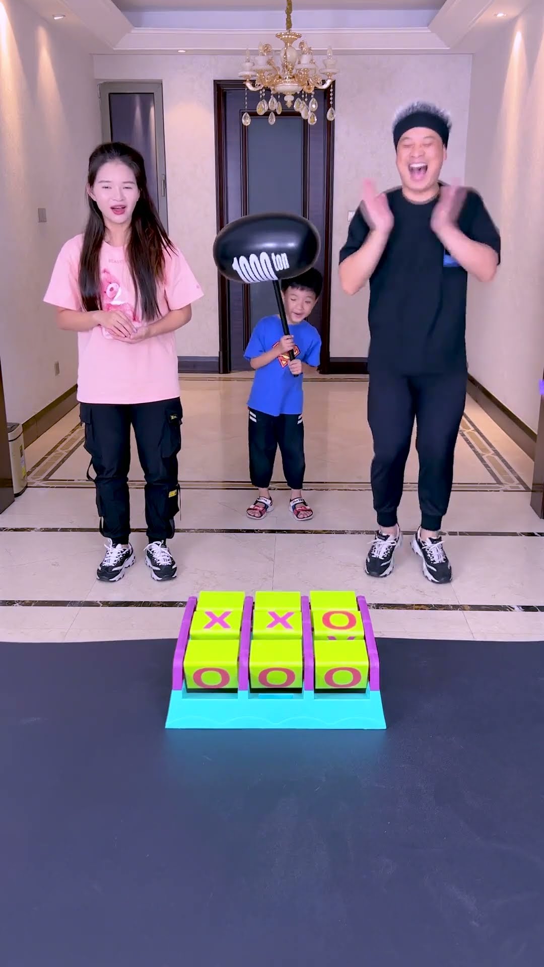Nine-grid XO Competition Challenge#Funnyfamily#Partygames#Shorts#Challenge