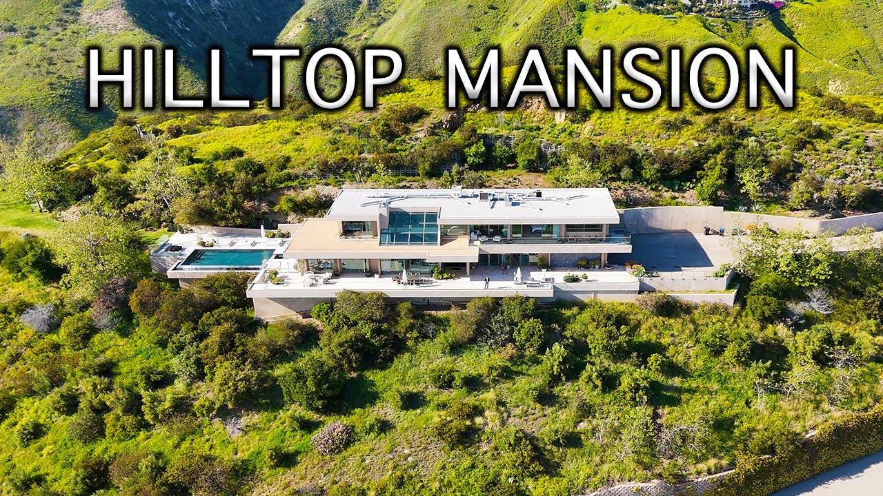 Inside a $9,750,000 Hilltop Mansion in Malibu, California
