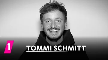 Wie alt ist Tommi Schmitt?