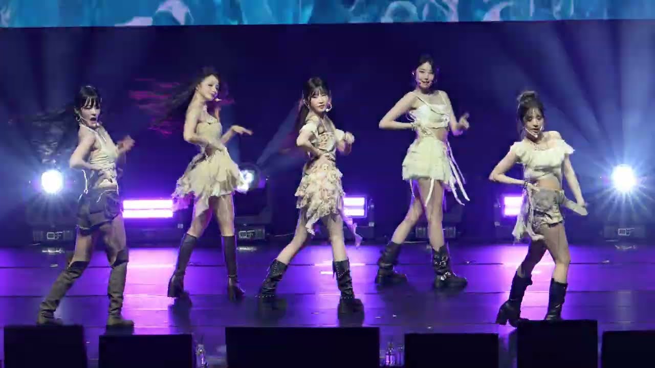 [4K]251024 프로미스나인 fromis_9 'LIKE YOU BETTER' 직캠 Fancam@fromis_9 WORLD TOUR[NOW TOMORROW.]IN HONGKONG