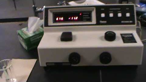 Measuring Color: Using the Spec-20 Spectrophotometer {Part 1}