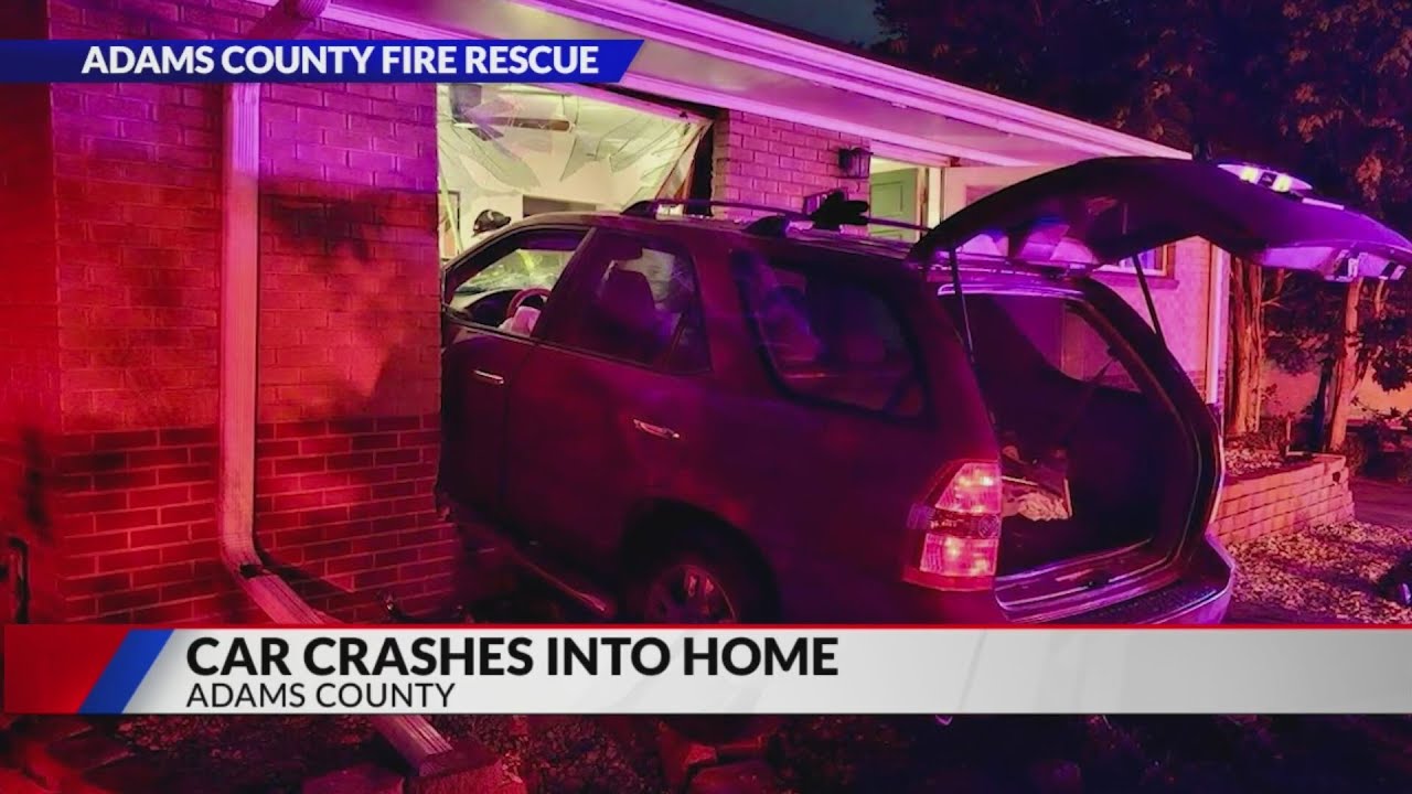 Driver flees after crashing vehicle into house - YouTube