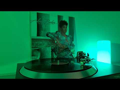 Anita Baker - Lead Me Into Love - 1988 (4K/HQ)