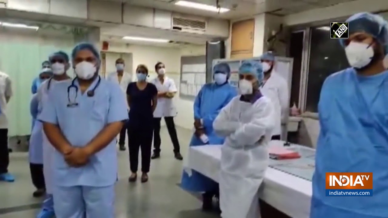 Watch: LNJP doctors claim group of COVID-19 patients manhandled them