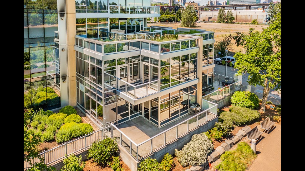 836 S Curry St  Unit 100/108 Portland, OR 97239 