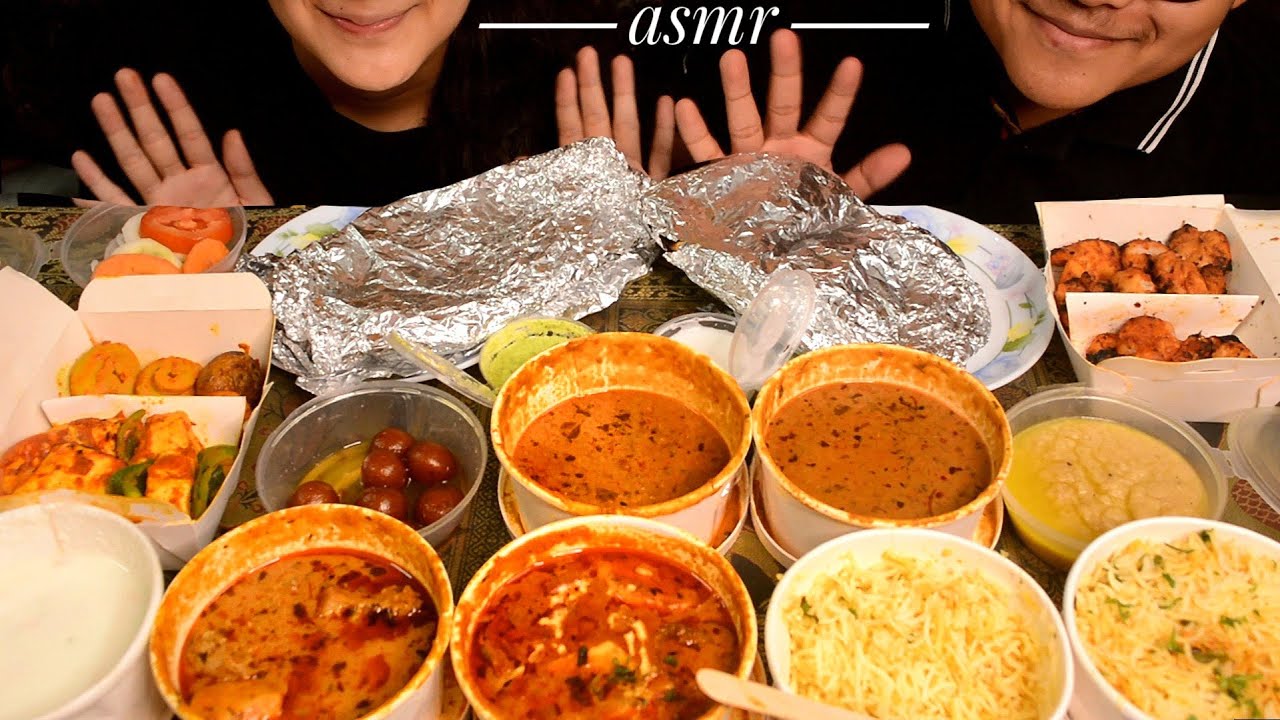 EATING BBQ NATION VEG+NON VEG MEAL BOXPaneer,dal makhani,naan,biryani,rasgulla,prawns,chicken