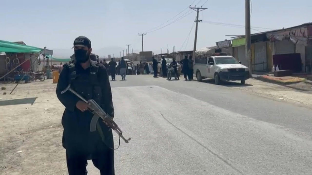 Paquistão bombardeia Cabul após ataques afegãos na fronteira | AFP