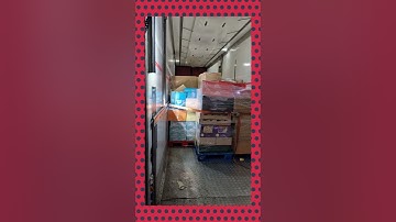 unloading double deck trailer