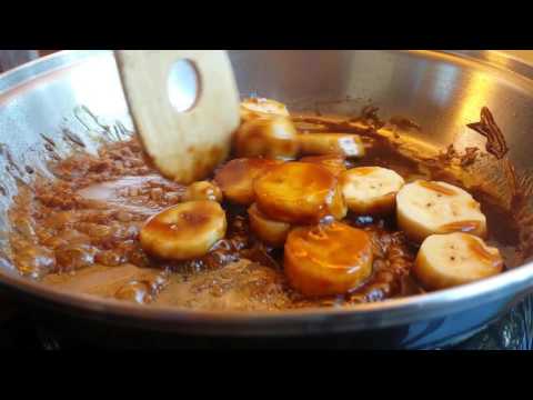 Video: How To Cook Caramel Bananas